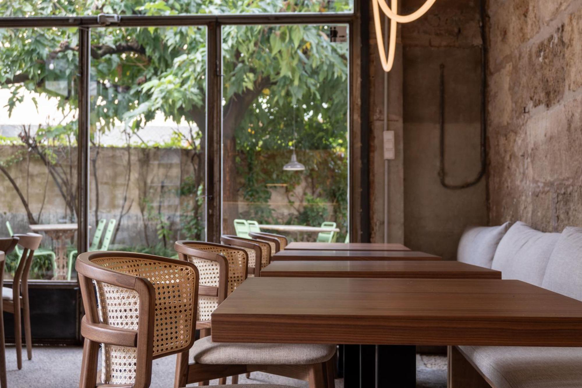 Flora Bed & Breakfast Banyoles Exterior photo