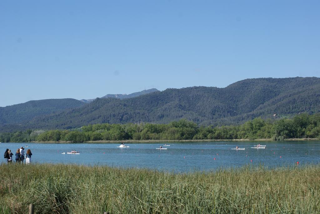 Flora Bed & Breakfast Banyoles Exterior photo